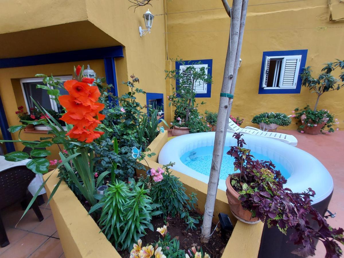 Casa Maestro Lelo - Acogedora Casa Rural Canaria Con Patios Y Jardines De Flores Las Palmas Buitenkant foto